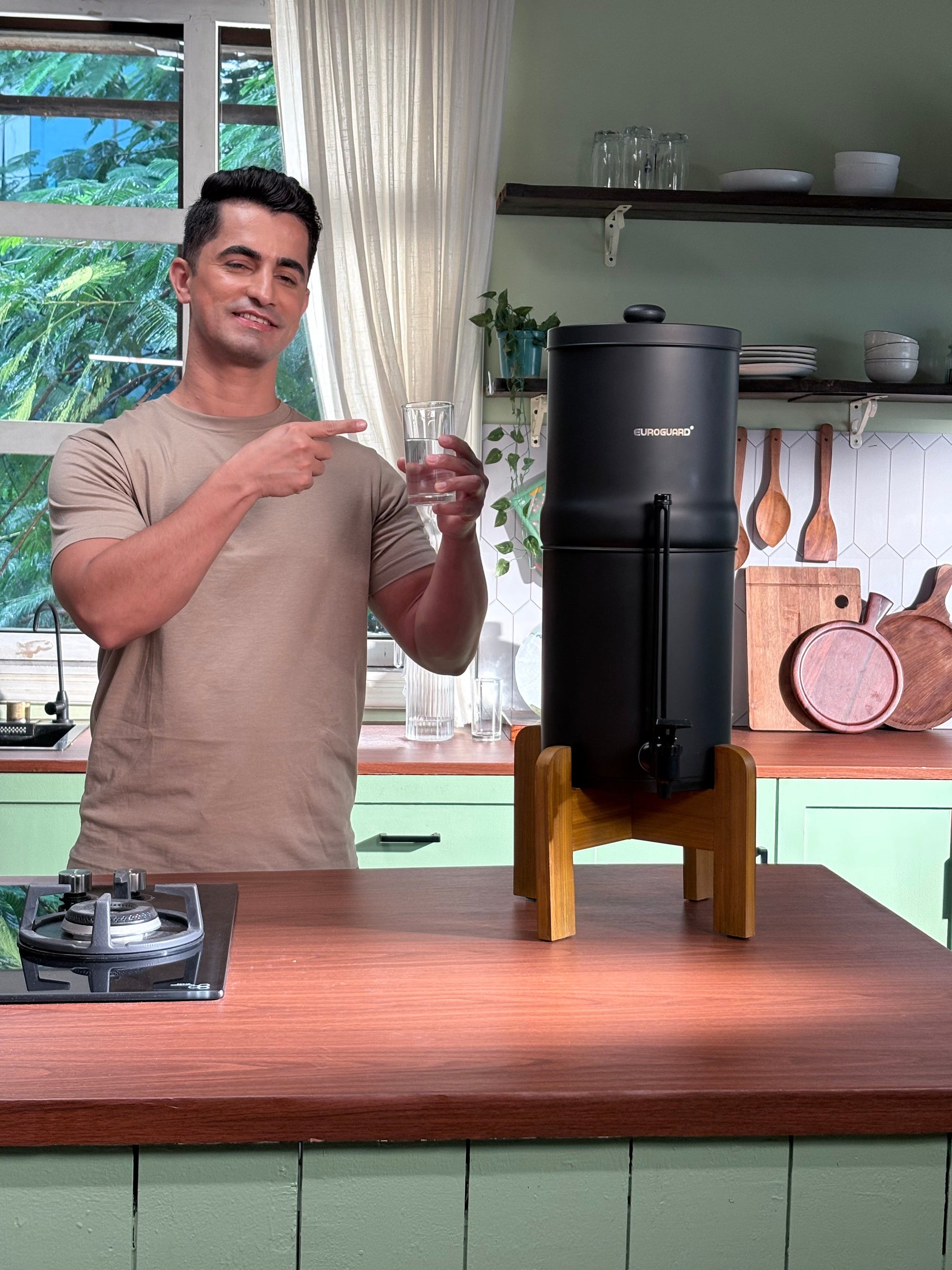 Lifestyle photo with EuroGuard water filter